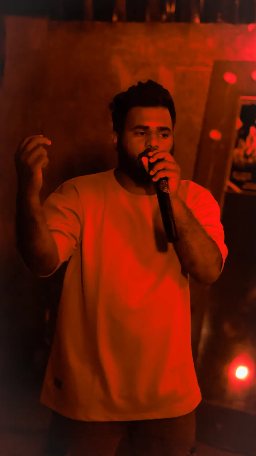 Bars & Beyond — moment 02